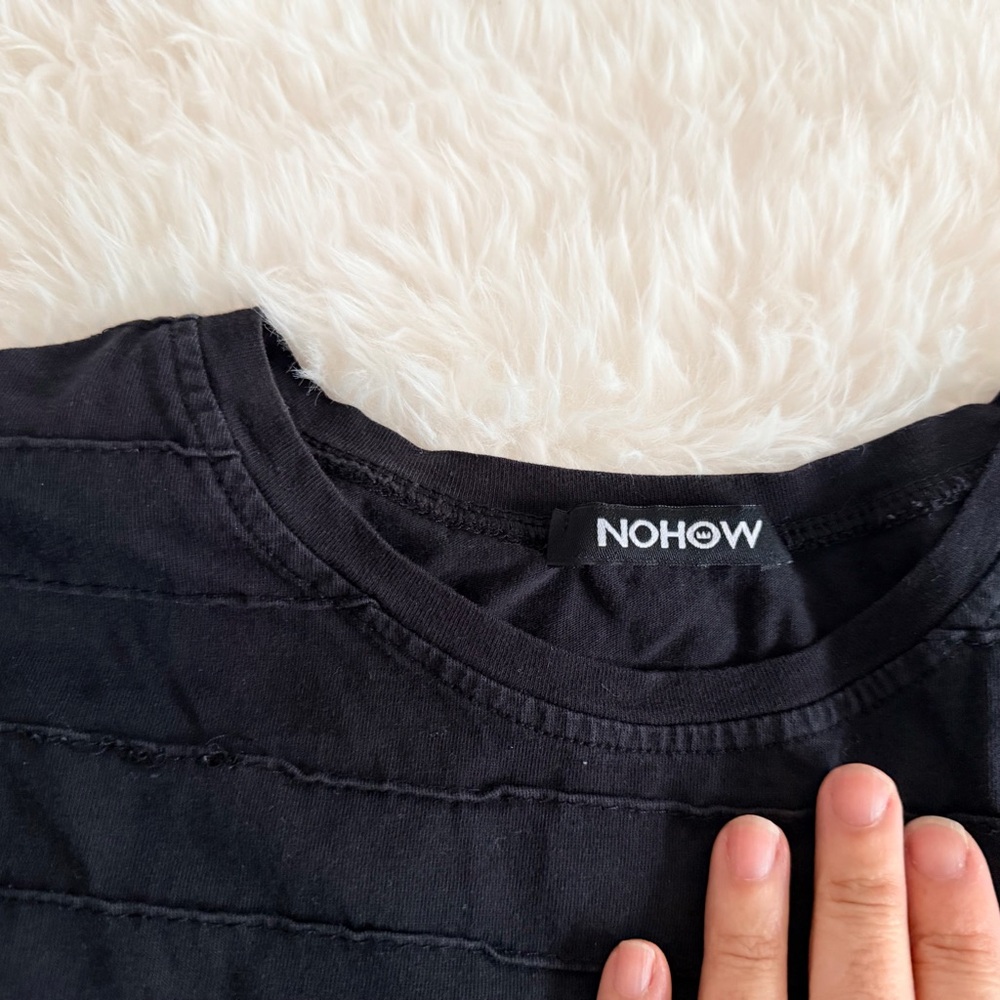 Nohow Modern Black T-Shirt - Picture 2 of 7